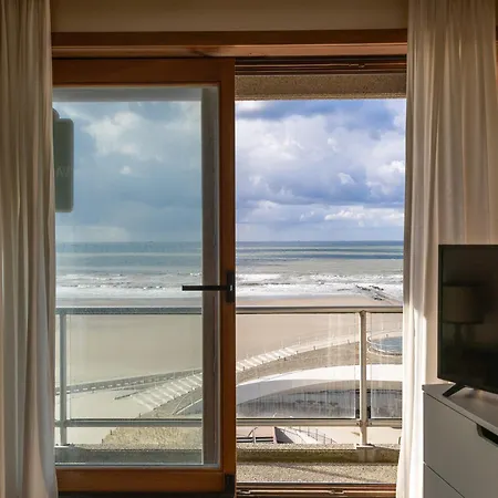 On The 6th Floor With Sea View *